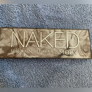 Urban Decay Naked Palette -Smokey